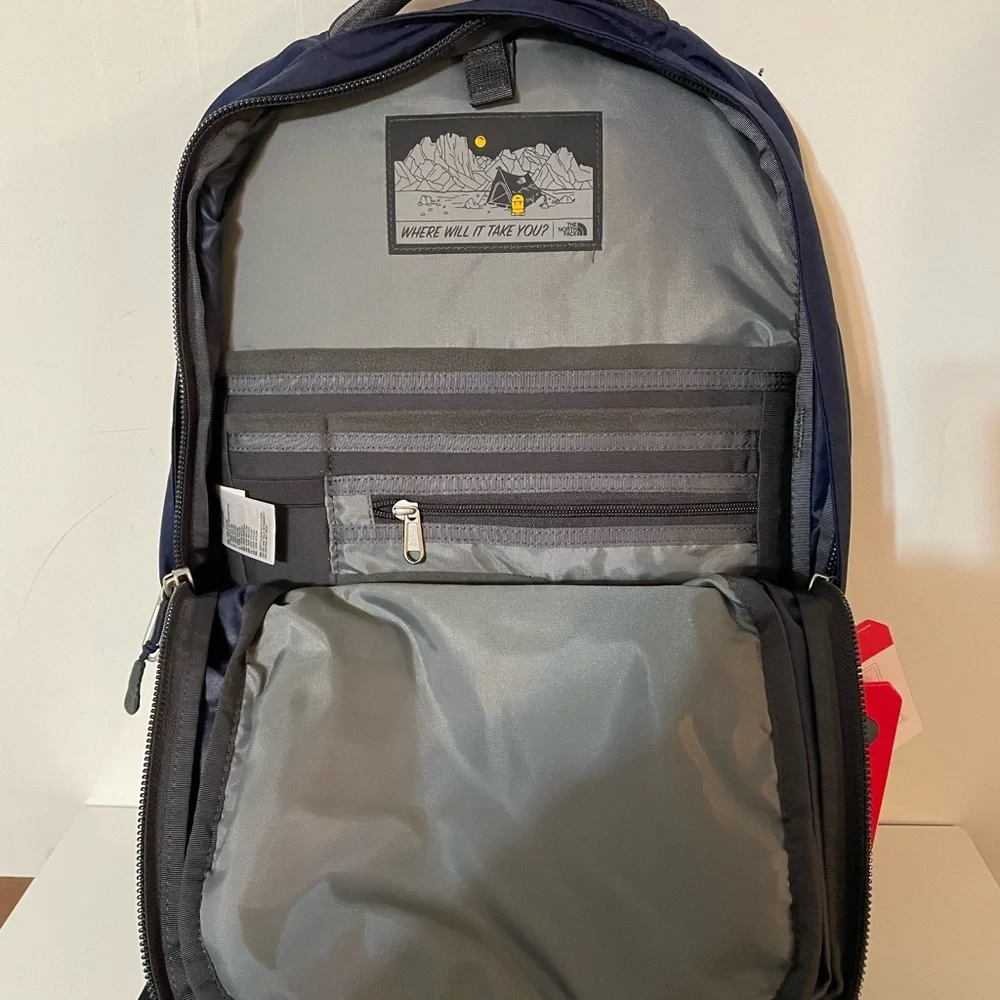 North face backpack - Picture 4 of 8